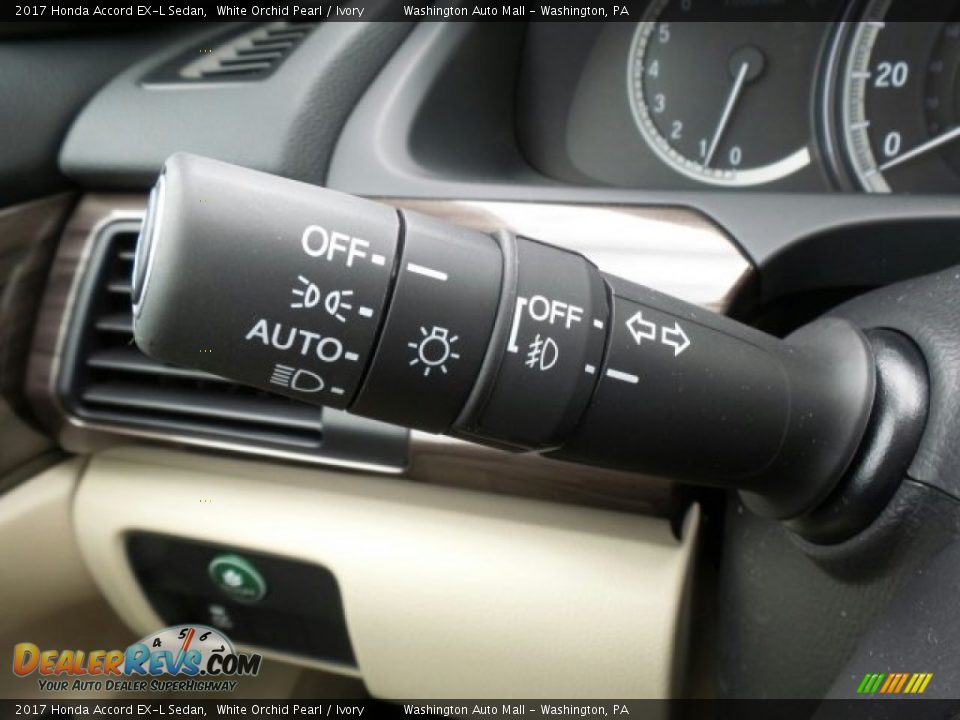 2017 Honda Accord EX-L Sedan White Orchid Pearl / Ivory Photo #20