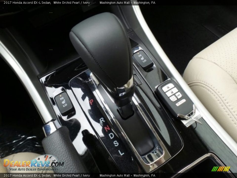 2017 Honda Accord EX-L Sedan White Orchid Pearl / Ivory Photo #27