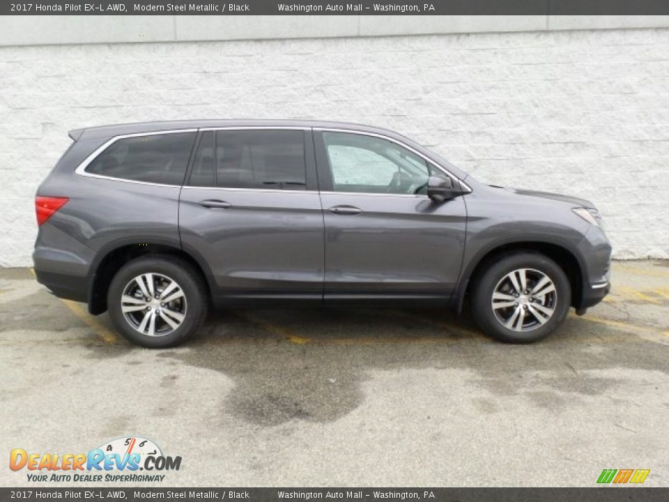 2017 Honda Pilot EX-L AWD Modern Steel Metallic / Black Photo #2