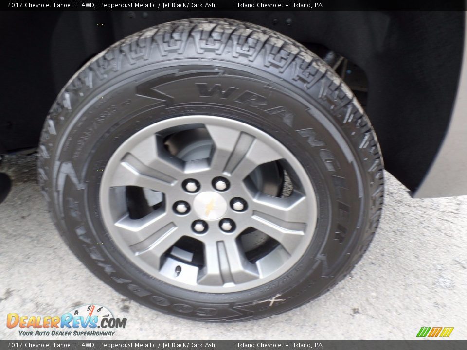 2017 Chevrolet Tahoe LT 4WD Pepperdust Metallic / Jet Black/Dark Ash Photo #9