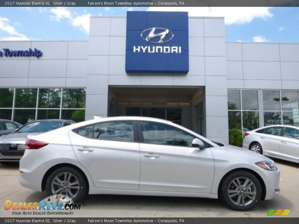 2017 Hyundai Elantra SE Silver / Gray Photo #1