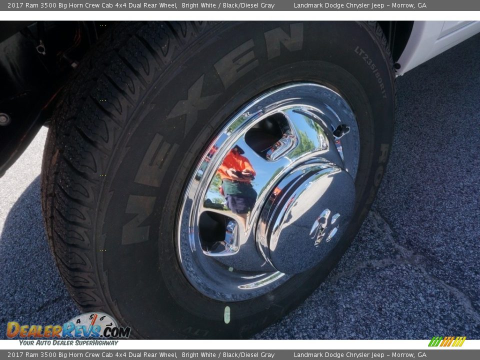 2017 Ram 3500 Big Horn Crew Cab 4x4 Dual Rear Wheel Bright White / Black/Diesel Gray Photo #5