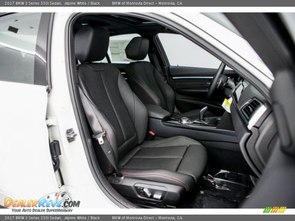2017 BMW 3 Series 330i Sedan Alpine White / Black Photo #2