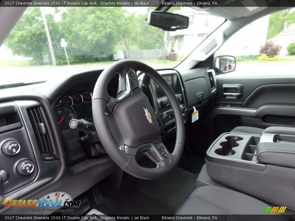 2017 Chevrolet Silverado 1500 LT Double Cab 4x4 Graphite Metallic / Jet Black Photo #13