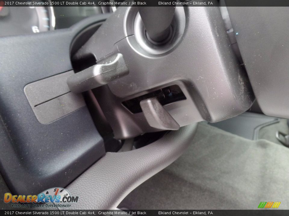 2017 Chevrolet Silverado 1500 LT Double Cab 4x4 Graphite Metallic / Jet Black Photo #23