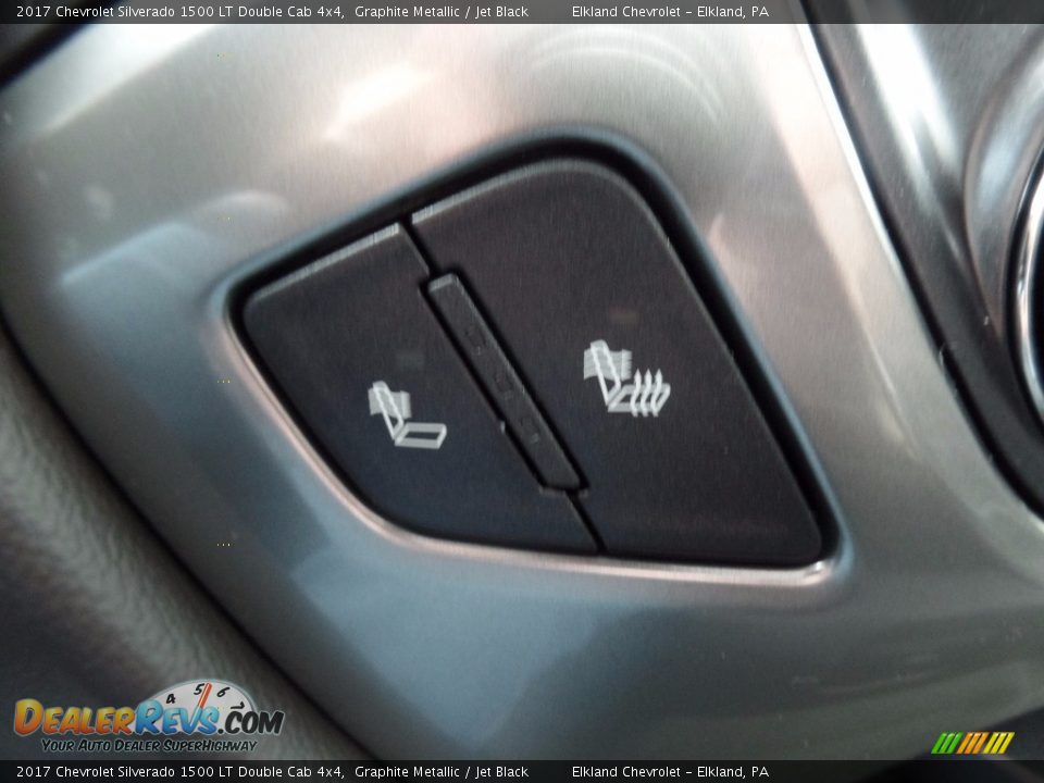 2017 Chevrolet Silverado 1500 LT Double Cab 4x4 Graphite Metallic / Jet Black Photo #32