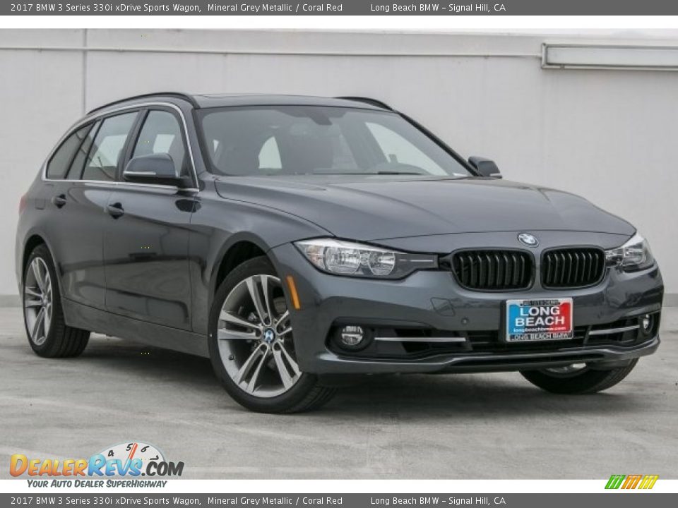 Front 3/4 View of 2017 BMW 3 Series 330i xDrive Sports Wagon Photo #12