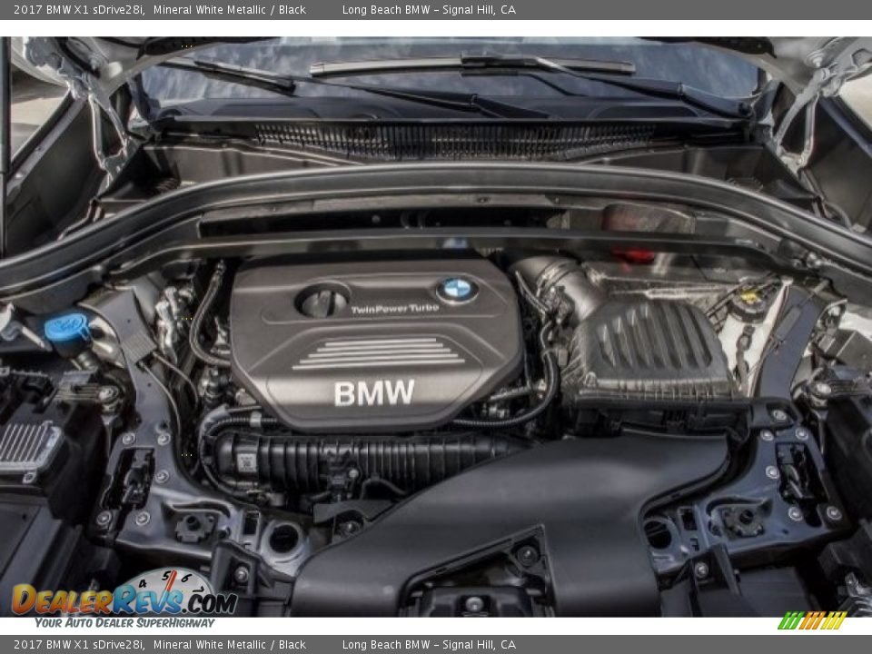 2017 BMW X1 sDrive28i Mineral White Metallic / Black Photo #8