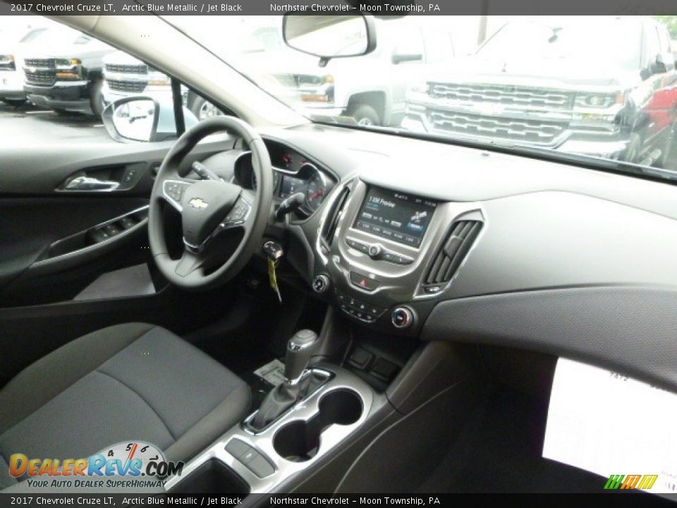 2017 Chevrolet Cruze LT Arctic Blue Metallic / Jet Black Photo #11