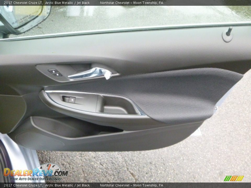 2017 Chevrolet Cruze LT Arctic Blue Metallic / Jet Black Photo #12