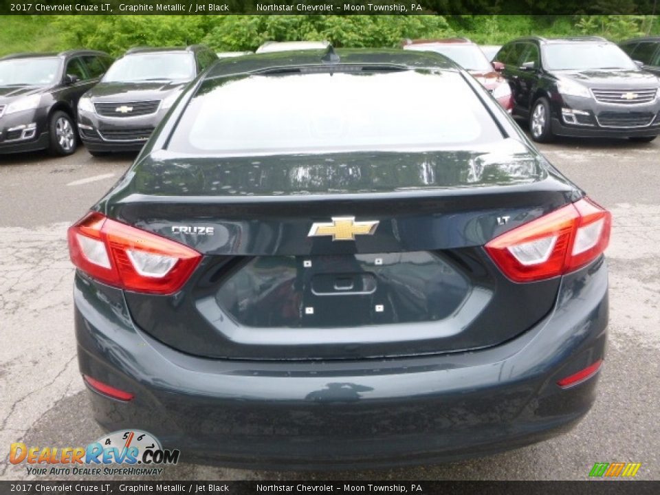 2017 Chevrolet Cruze LT Graphite Metallic / Jet Black Photo #4