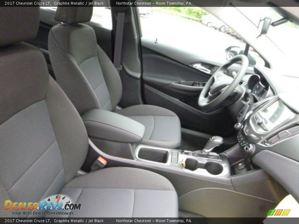 2017 Chevrolet Cruze LT Graphite Metallic / Jet Black Photo #10