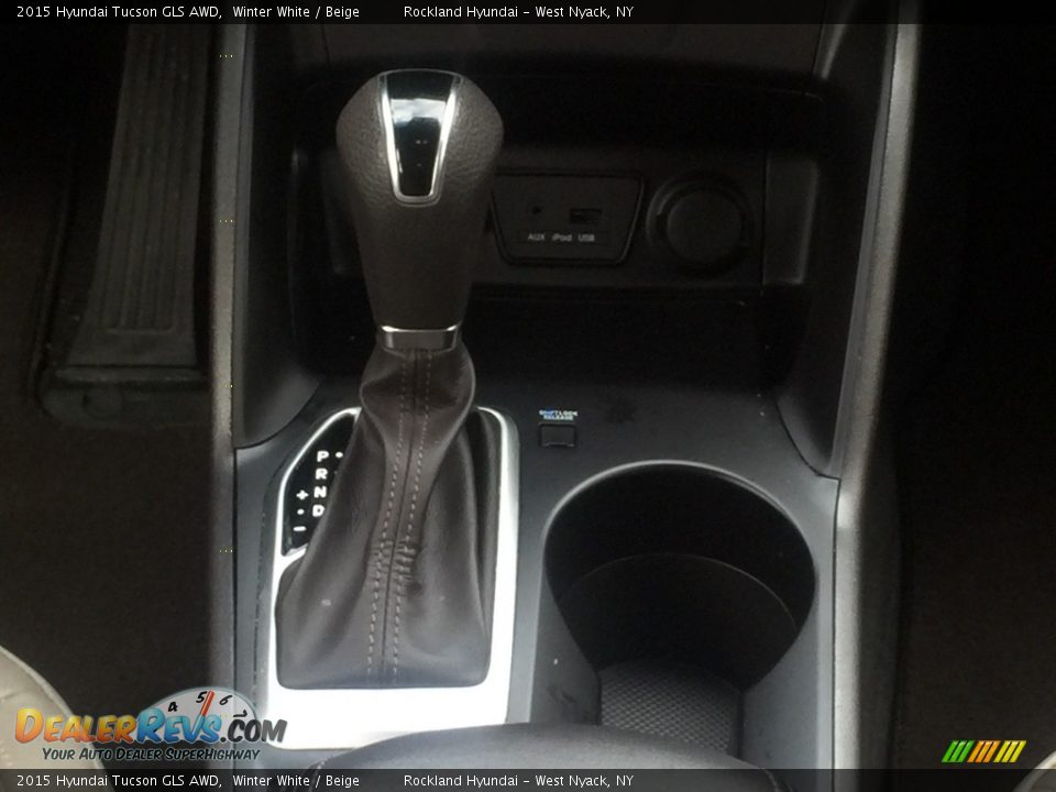 2015 Hyundai Tucson GLS AWD Winter White / Beige Photo #16