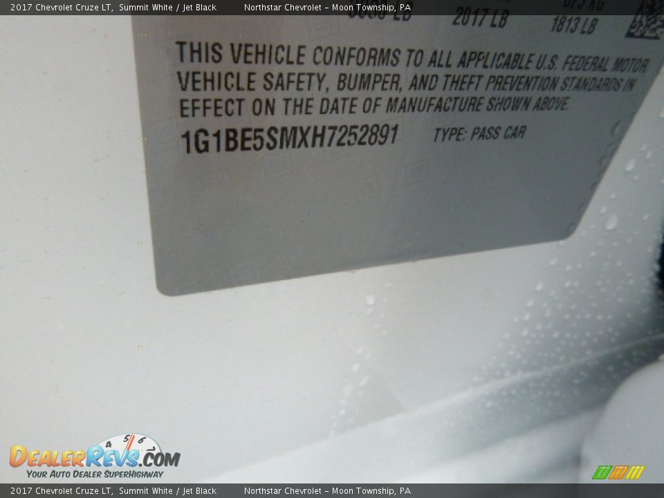 2017 Chevrolet Cruze LT Summit White / Jet Black Photo #16
