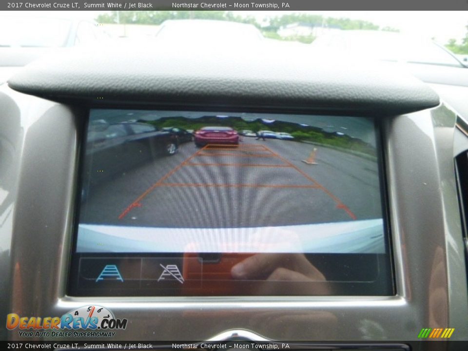 2017 Chevrolet Cruze LT Summit White / Jet Black Photo #19