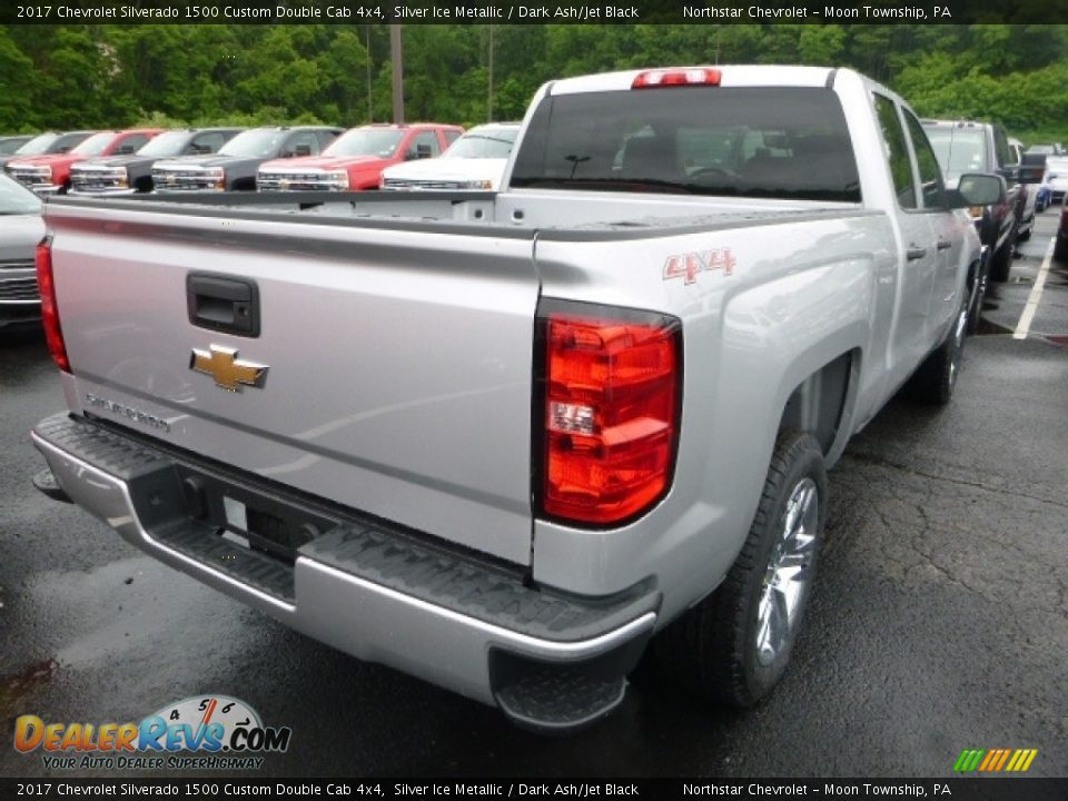 2017 Chevrolet Silverado 1500 Custom Double Cab 4x4 Silver Ice Metallic / Dark Ash/Jet Black Photo #5