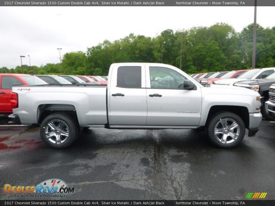 2017 Chevrolet Silverado 1500 Custom Double Cab 4x4 Silver Ice Metallic / Dark Ash/Jet Black Photo #6