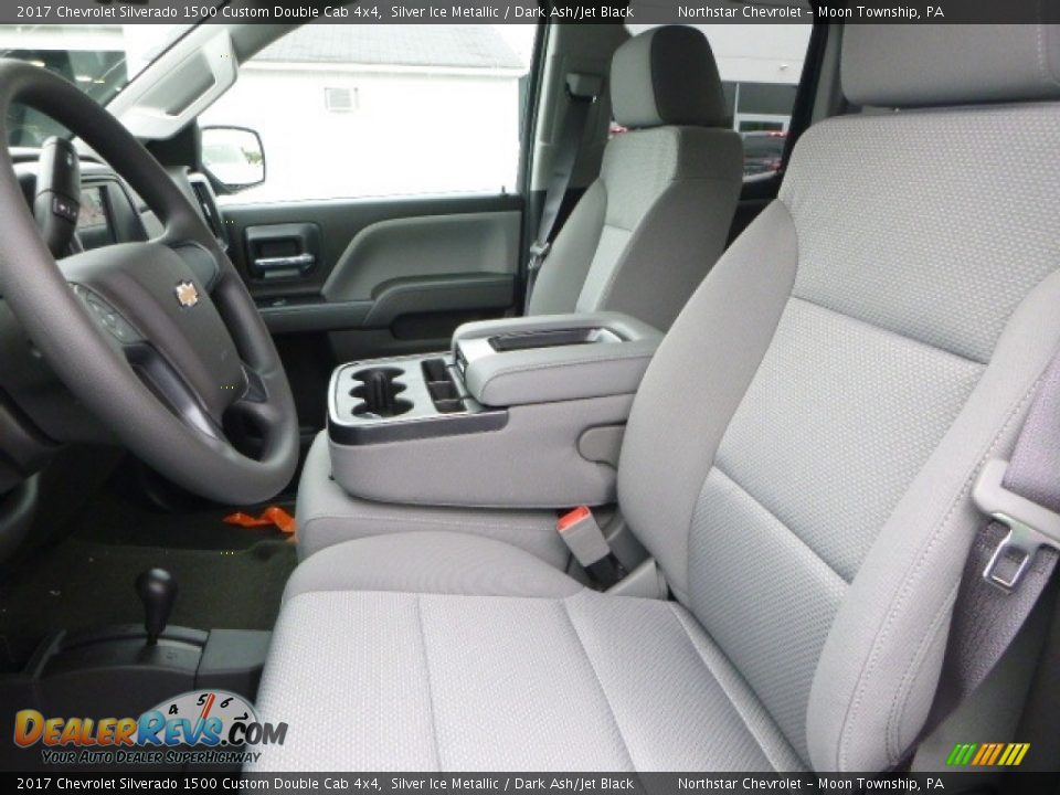 2017 Chevrolet Silverado 1500 Custom Double Cab 4x4 Silver Ice Metallic / Dark Ash/Jet Black Photo #16