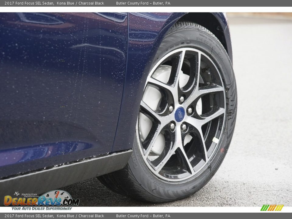 2017 Ford Focus SEL Sedan Kona Blue / Charcoal Black Photo #4