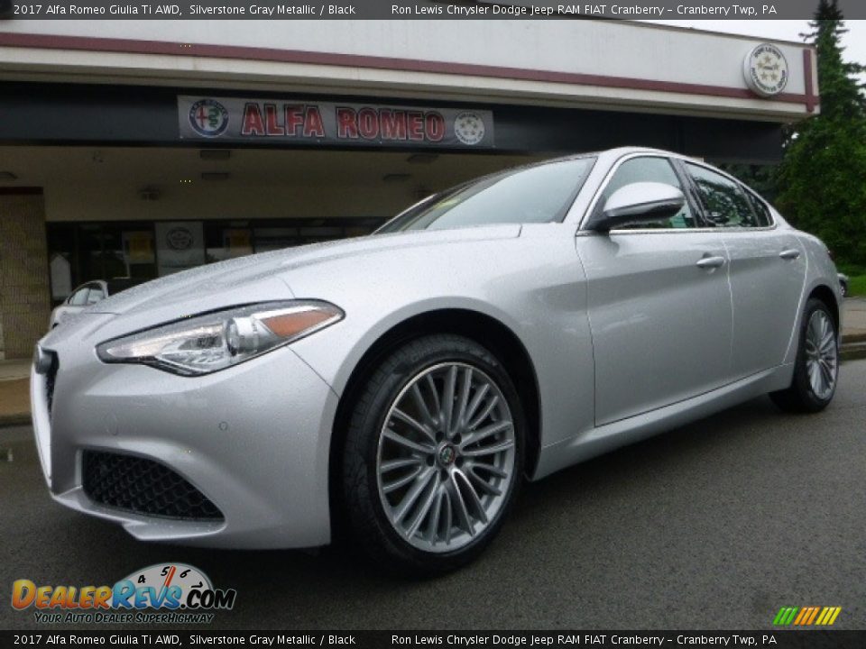 2017 Alfa Romeo Giulia Ti AWD Silverstone Gray Metallic / Black Photo #2
