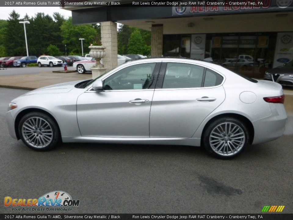 2017 Alfa Romeo Giulia Ti AWD Silverstone Gray Metallic / Black Photo #3