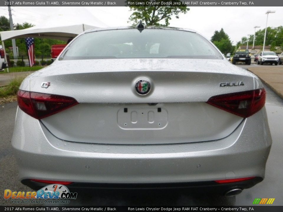 2017 Alfa Romeo Giulia Ti AWD Silverstone Gray Metallic / Black Photo #6