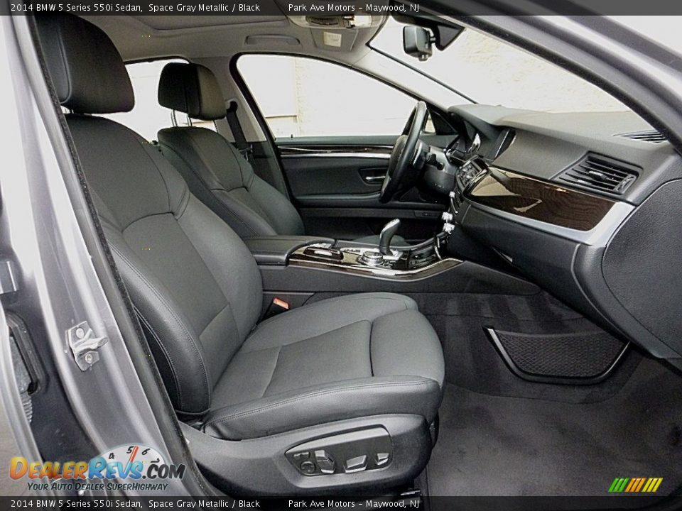 2014 BMW 5 Series 550i Sedan Space Gray Metallic / Black Photo #22