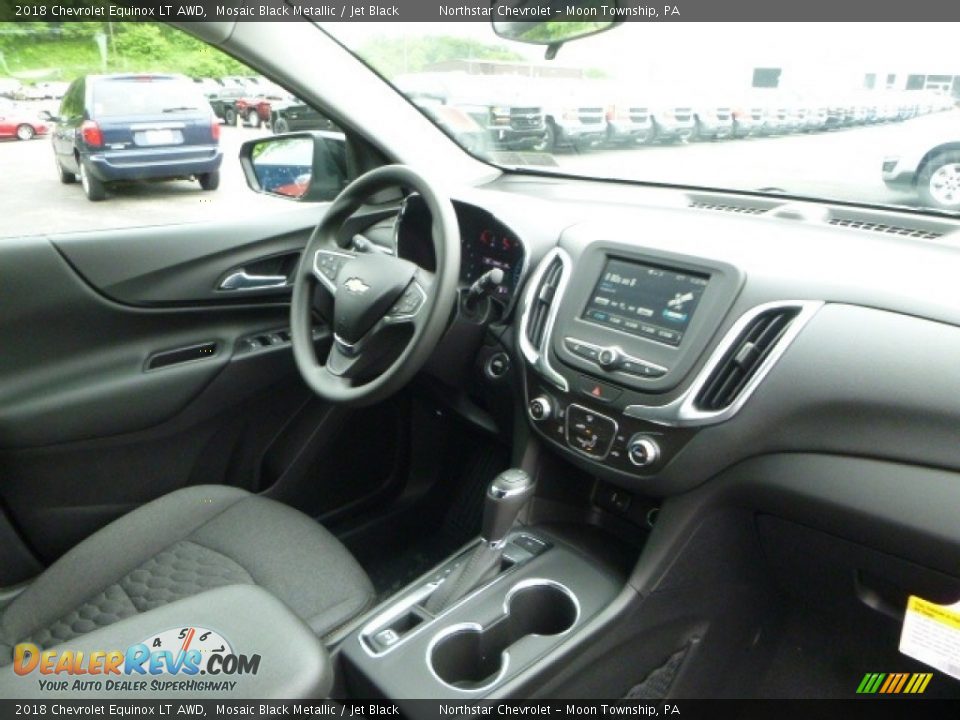 2018 Chevrolet Equinox LT AWD Mosaic Black Metallic / Jet Black Photo #11