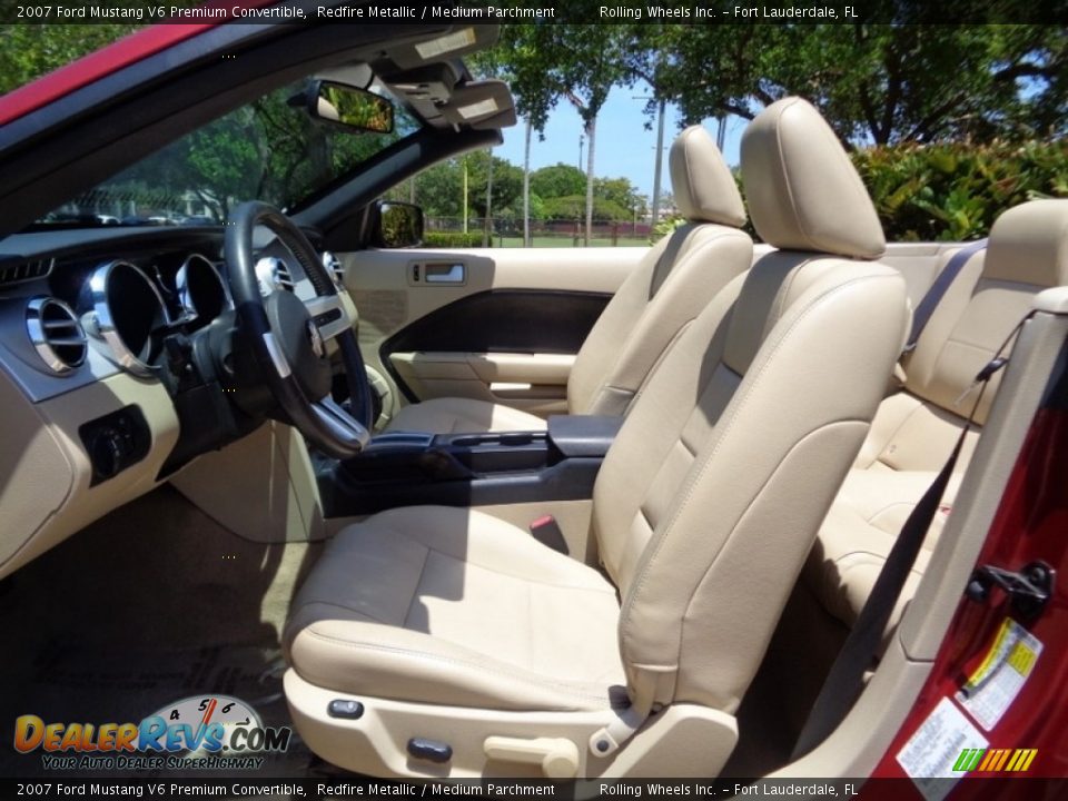 Medium Parchment Interior - 2007 Ford Mustang V6 Premium Convertible Photo #16