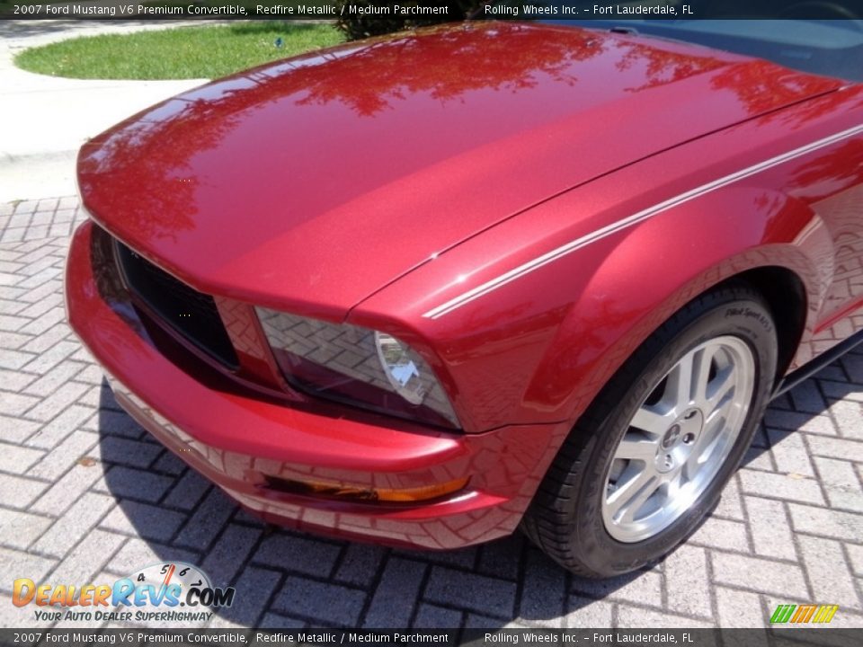 2007 Ford Mustang V6 Premium Convertible Redfire Metallic / Medium Parchment Photo #26