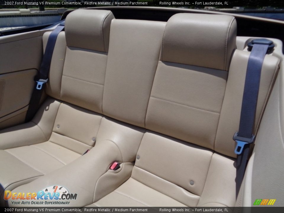 2007 Ford Mustang V6 Premium Convertible Redfire Metallic / Medium Parchment Photo #27