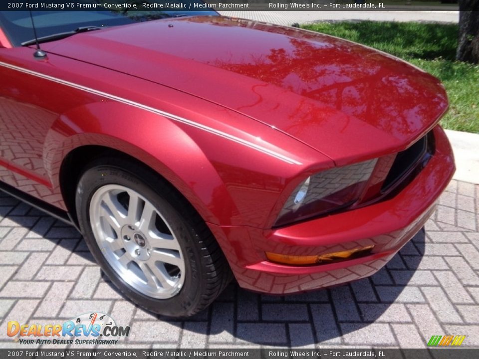 2007 Ford Mustang V6 Premium Convertible Redfire Metallic / Medium Parchment Photo #28