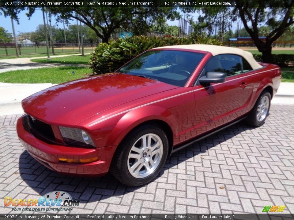2007 Ford Mustang V6 Premium Convertible Redfire Metallic / Medium Parchment Photo #32