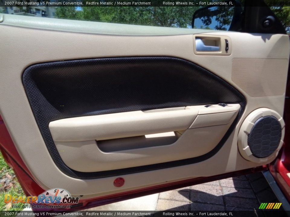 2007 Ford Mustang V6 Premium Convertible Redfire Metallic / Medium Parchment Photo #35