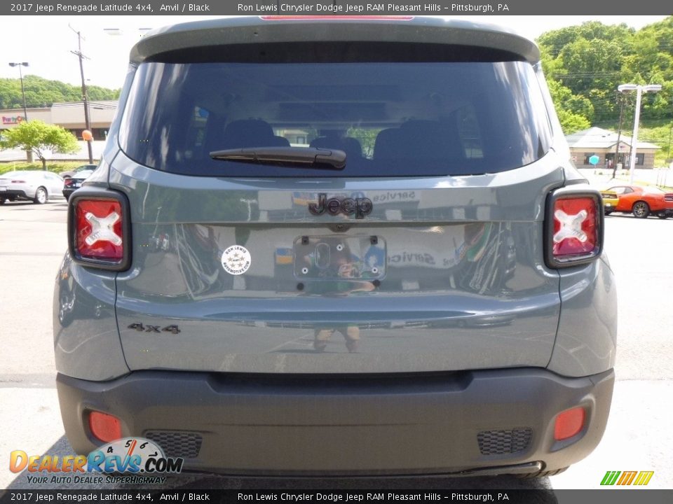 2017 Jeep Renegade Latitude 4x4 Anvil / Black Photo #4