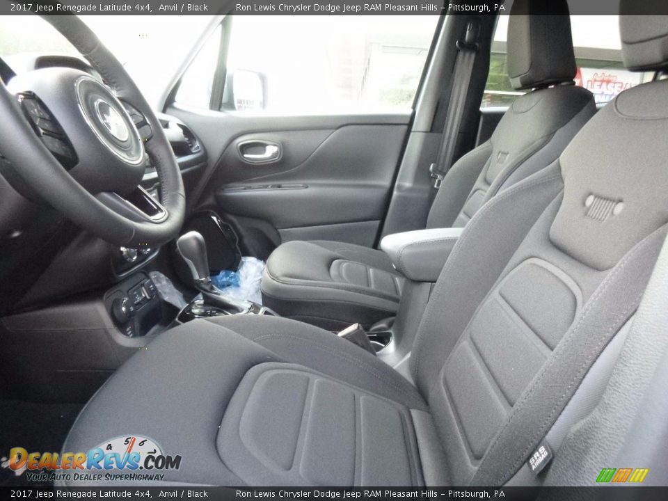 2017 Jeep Renegade Latitude 4x4 Anvil / Black Photo #11