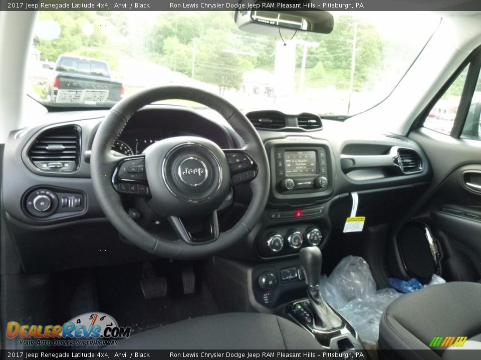 2017 Jeep Renegade Latitude 4x4 Anvil / Black Photo #13