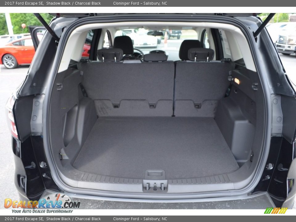2017 Ford Escape SE Shadow Black / Charcoal Black Photo #9