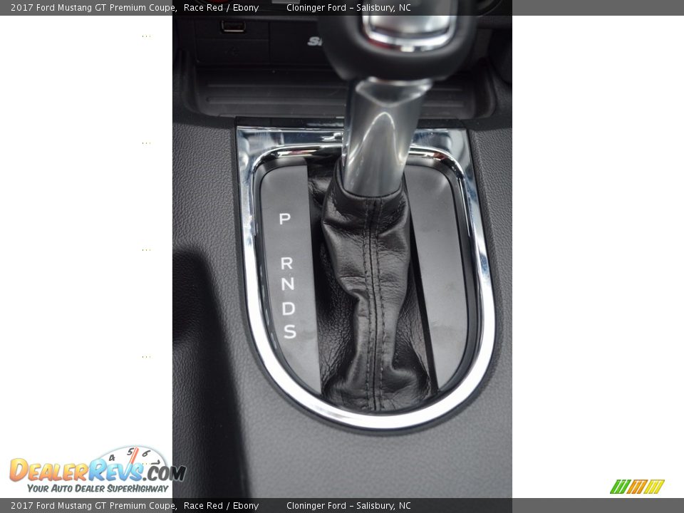 2017 Ford Mustang GT Premium Coupe Race Red / Ebony Photo #15