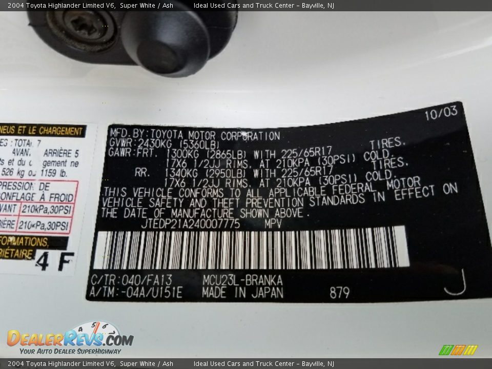 2004 Toyota Highlander Limited V6 Super White / Ash Photo #17