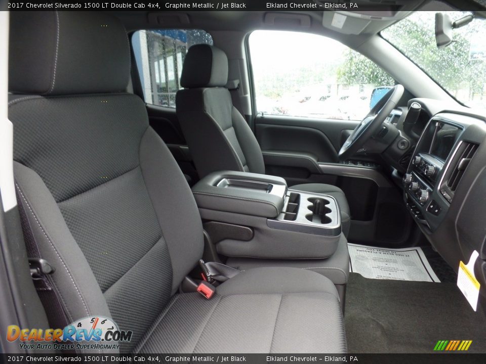 2017 Chevrolet Silverado 1500 LT Double Cab 4x4 Graphite Metallic / Jet Black Photo #13