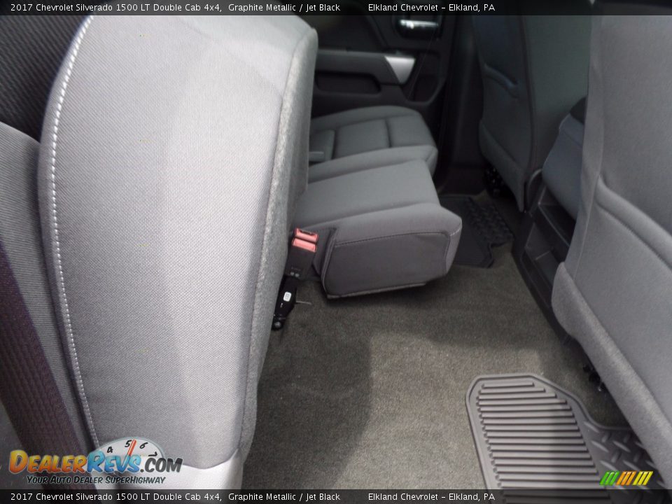 2017 Chevrolet Silverado 1500 LT Double Cab 4x4 Graphite Metallic / Jet Black Photo #15