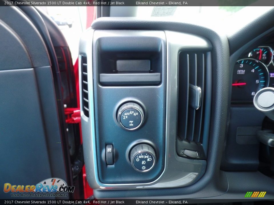 2017 Chevrolet Silverado 1500 LT Double Cab 4x4 Red Hot / Jet Black Photo #23