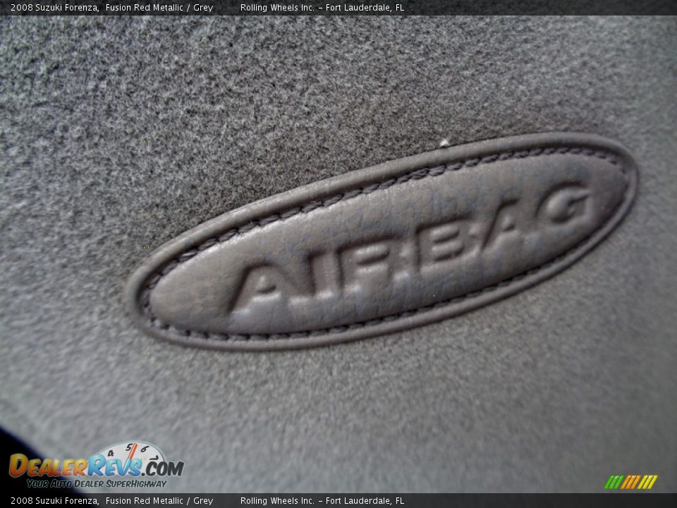 2008 Suzuki Forenza Fusion Red Metallic / Grey Photo #28