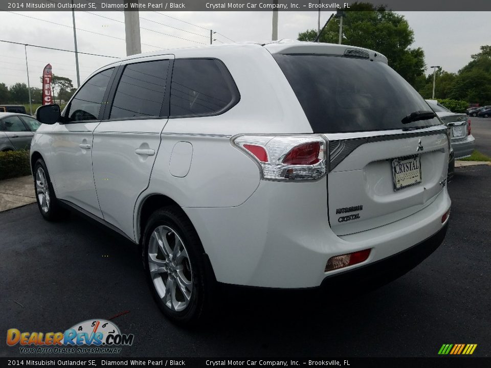 2014 Mitsubishi Outlander SE Diamond White Pearl / Black Photo #3