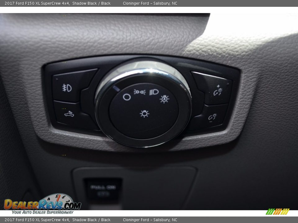 2017 Ford F150 XL SuperCrew 4x4 Shadow Black / Black Photo #18