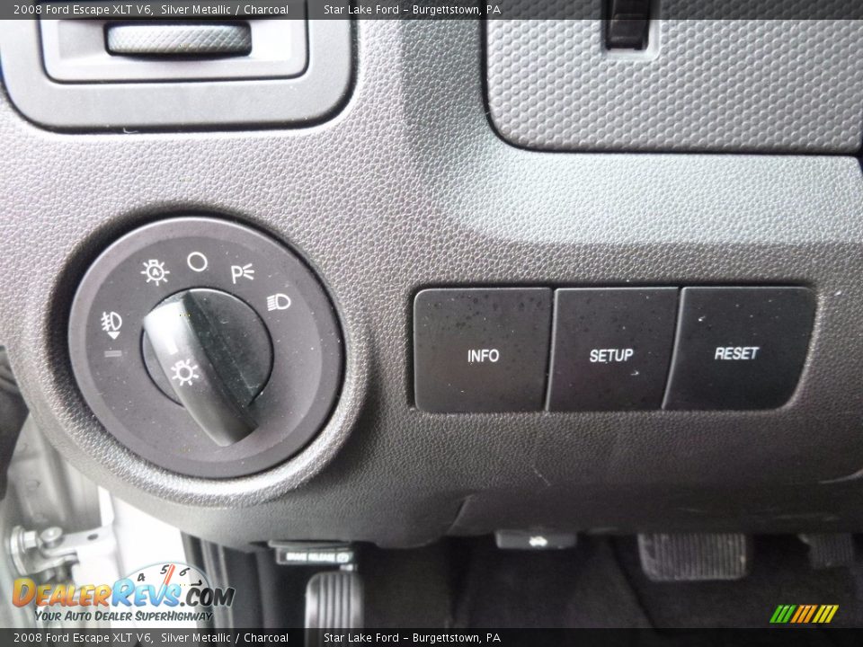2008 Ford Escape XLT V6 Silver Metallic / Charcoal Photo #17