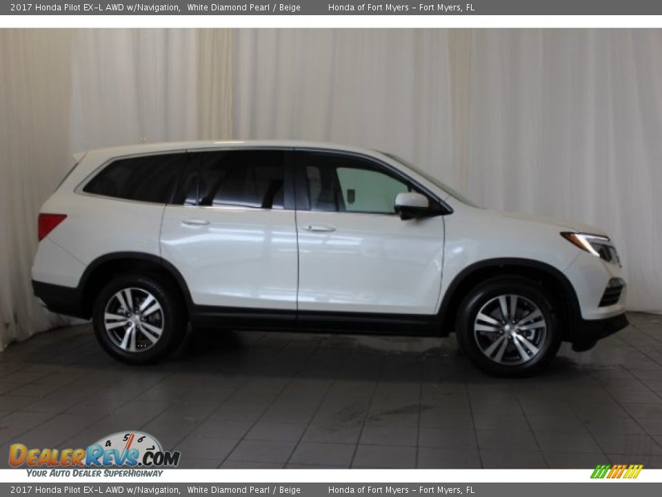 2017 Honda Pilot EX-L AWD w/Navigation White Diamond Pearl / Beige Photo #3