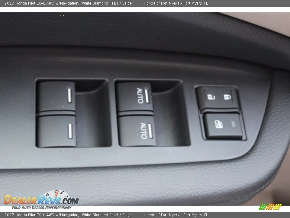 2017 Honda Pilot EX-L AWD w/Navigation White Diamond Pearl / Beige Photo #6