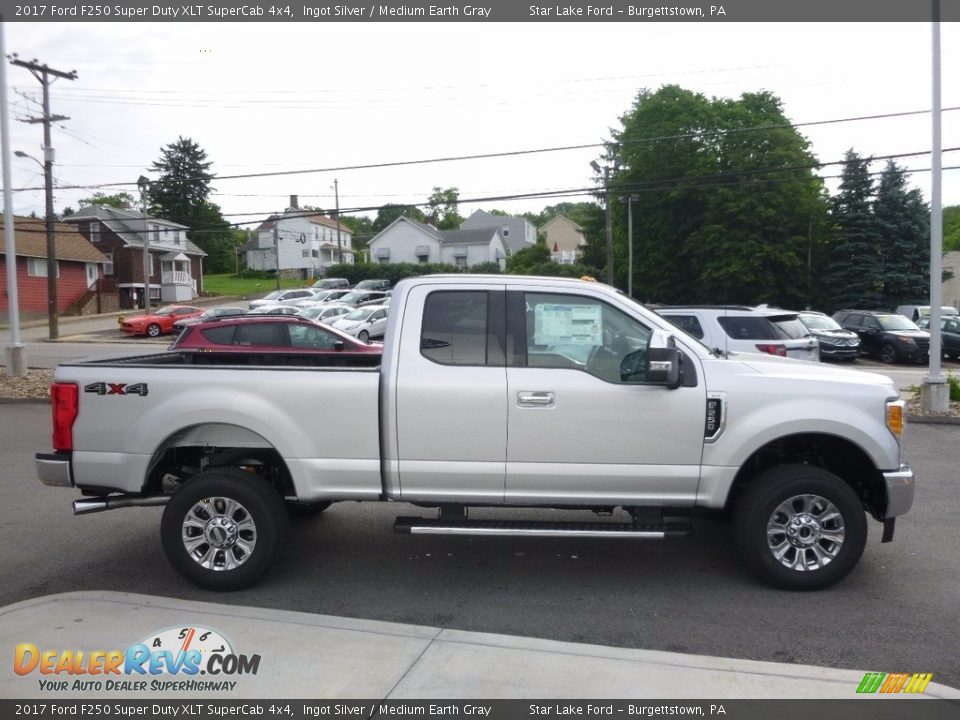2017 Ford F250 Super Duty XLT SuperCab 4x4 Ingot Silver / Medium Earth Gray Photo #4